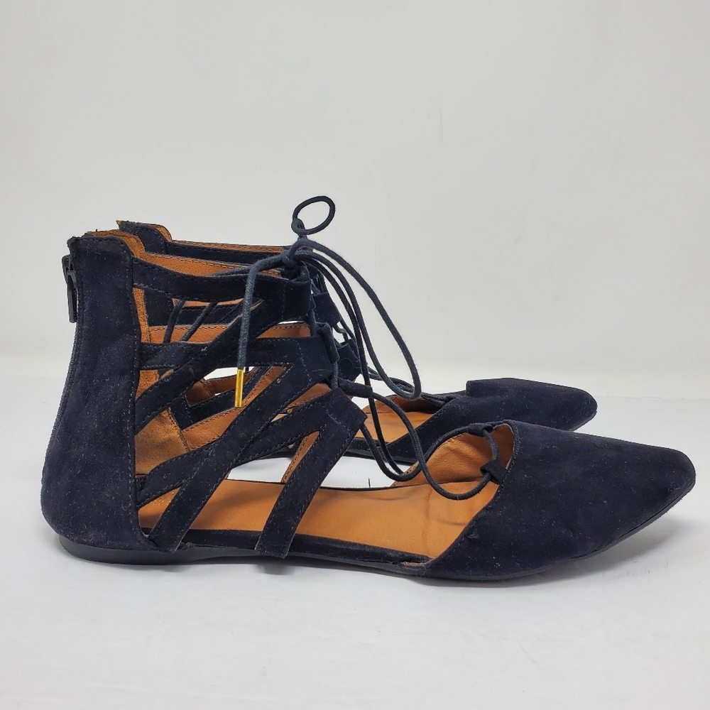 Mossimo supply company  black Faux suede wrap point toe flats